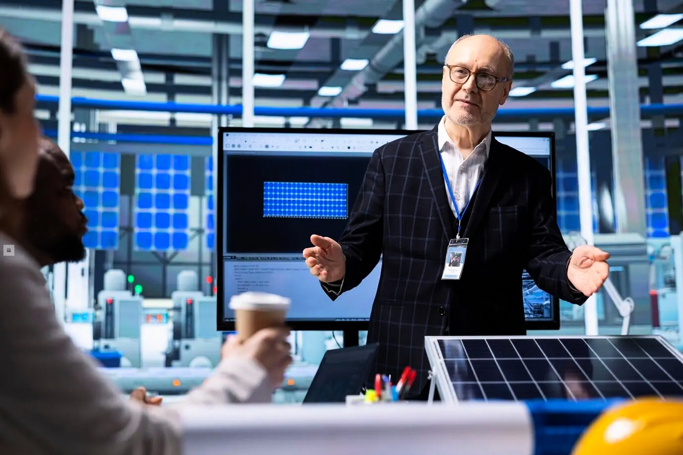 Pizarra enumerando hitos del flujo de trabajo de configuración de reporting gerencial para empresas de servicios IT